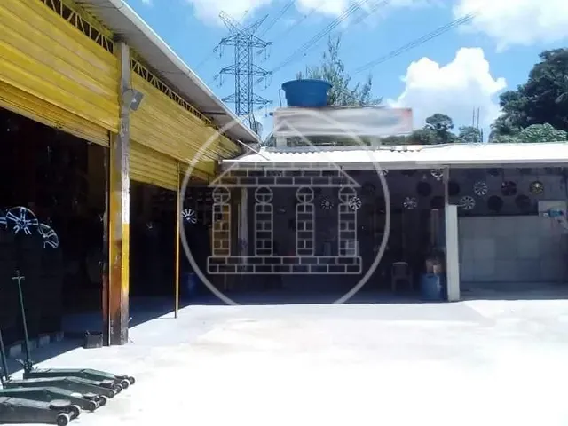 Galpão / Barracão com 900m², à venda, no bairro Jardim Casa Grande em São Paulo