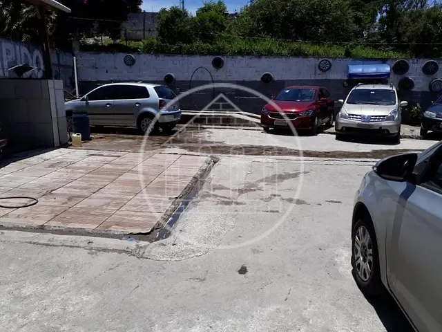 Galpão / Barracão com 900m², à venda, no bairro Jardim Casa Grande em São Paulo