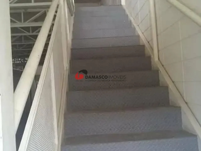Galpão / Barracão com 395m², à venda, no bairro Santa Paula em São Caetano do Sul