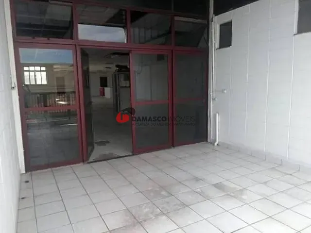 Galpão / Barracão com 395m², à venda, no bairro Santa Paula em São Caetano do Sul