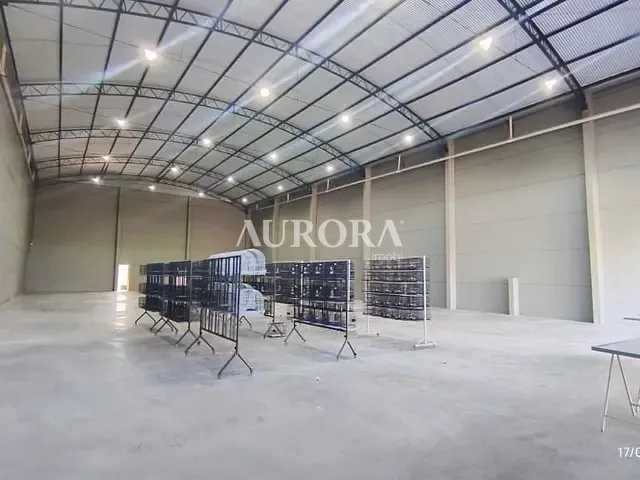Galpão / Barracão com 1000m², à venda ou para alugar, no bairro Cilo 2 em Londrina