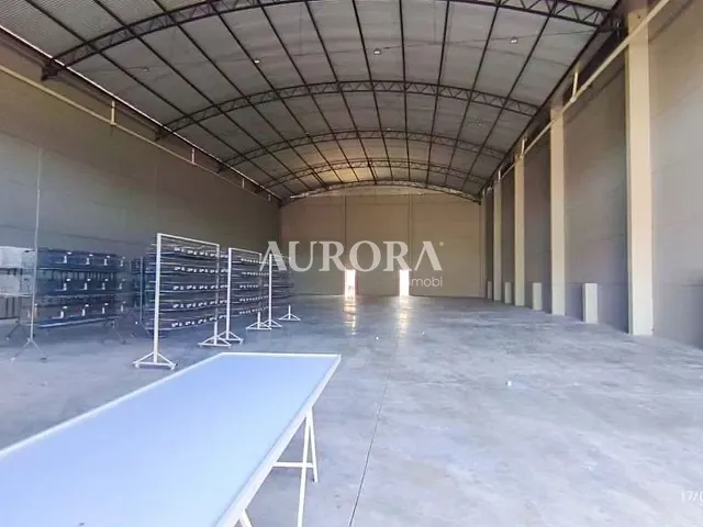 Galpão / Barracão com 1000m², à venda ou para alugar, no bairro Cilo 2 em Londrina