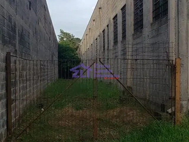 Galpão / Barracão com 4300m², à venda, no bairro Cidade Kemel em Itaquaquecetuba
