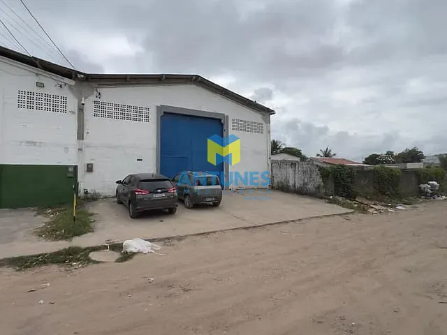 Galpão / Barracão com 300m², para alugar, no bairro Piedade em Jaboatão dos Guararapes