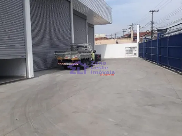 Galpão / Barracão com 2628m², para alugar, no bairro Vila Santana em São Paulo
