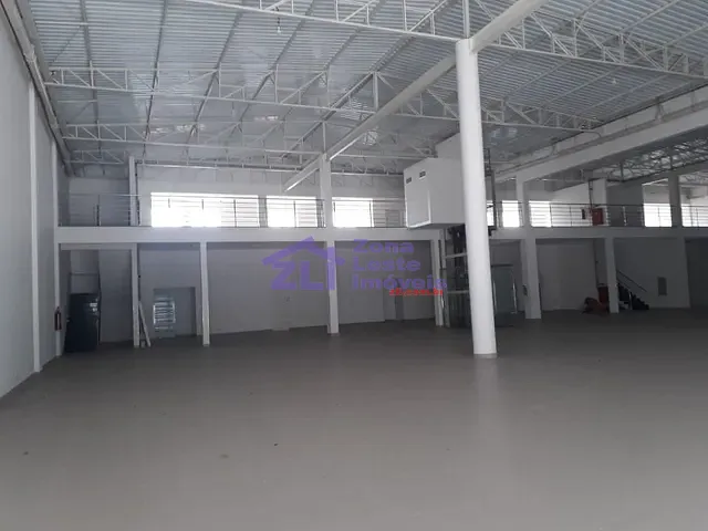 Galpão / Barracão com 2628m², para alugar, no bairro Vila Santana em São Paulo