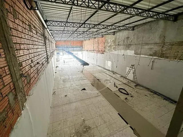Galpão / Barracão com 500m², para alugar, no bairro Vila Constança em São Paulo