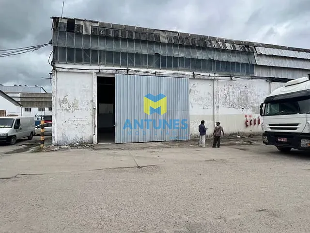 Galpão / Barracão com 650m², para alugar, no bairro Prazeres em Jaboatão dos Guararapes