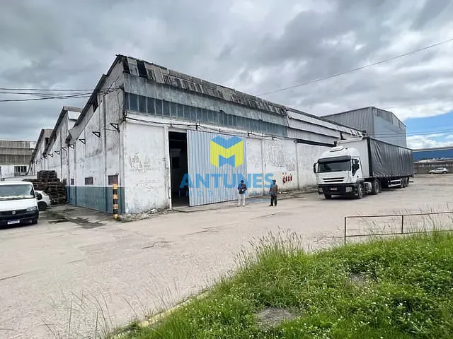 Galpão / Barracão com 650m², para alugar, no bairro Prazeres em Jaboatão dos Guararapes