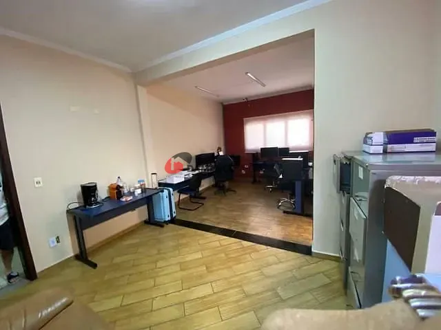 Galpão / Barracão à venda, no bairro Cerâmica em São Caetano do Sul