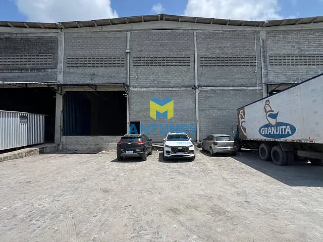 Galpão / Barracão com 600m², para alugar, no bairro Prazeres em Jaboatão dos Guararapes