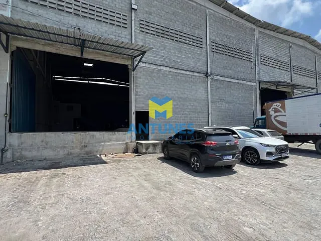 Galpão / Barracão com 600m², para alugar, no bairro Prazeres em Jaboatão dos Guararapes