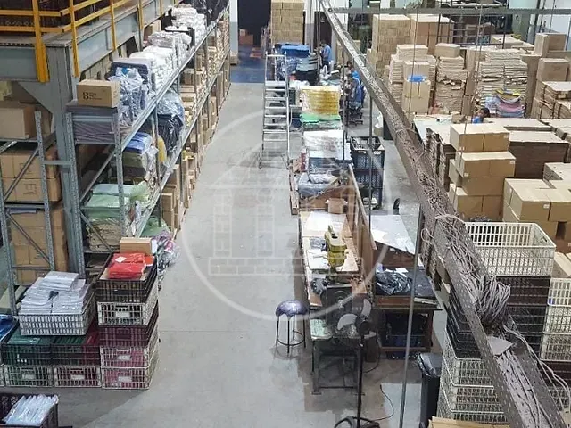 Galpão / Barracão com 1000m², à venda, no bairro Santo Amaro em São Paulo