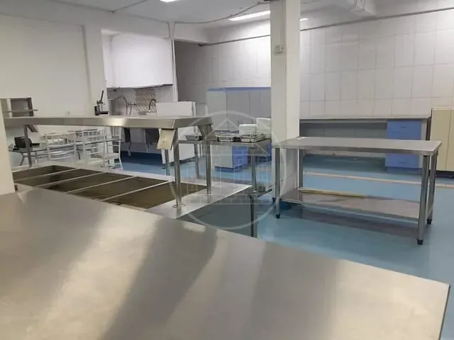 Galpão / Barracão com 900m², para alugar, no bairro Santo Amaro em São Paulo