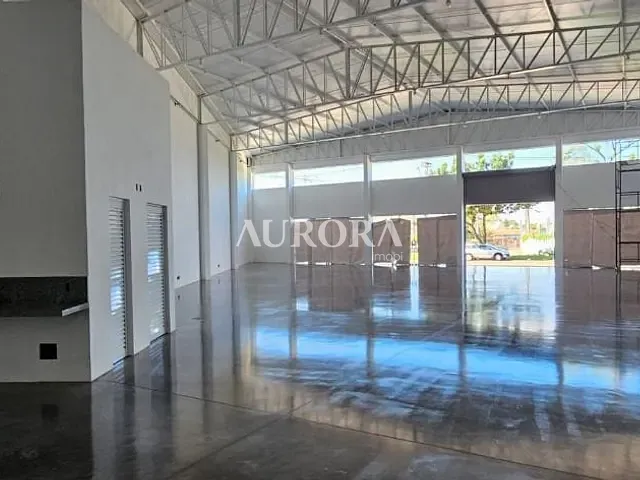 Galpão / Barracão com 634m², para alugar, no bairro Messiânico em Londrina