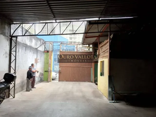 Galpão / Barracão com 224m², à venda, no bairro São Lucas em São Paulo