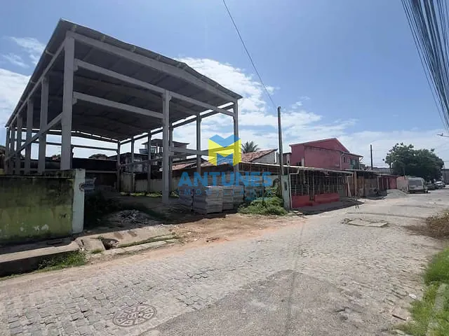 Galpão / Barracão com 350m², para alugar, no bairro Afogados em Recife