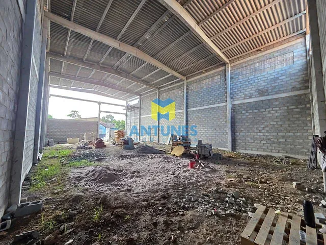 Galpão / Barracão com 350m², para alugar, no bairro Afogados em Recife