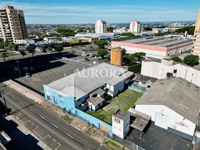 Galpão / Barracão com 608m², para alugar, no bairro Vitoria em Londrina
