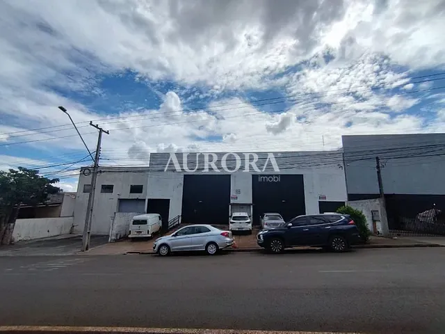 Galpão / Barracão com 750m², à venda ou para alugar, no bairro Parque das Indústrias Leves em Londrina