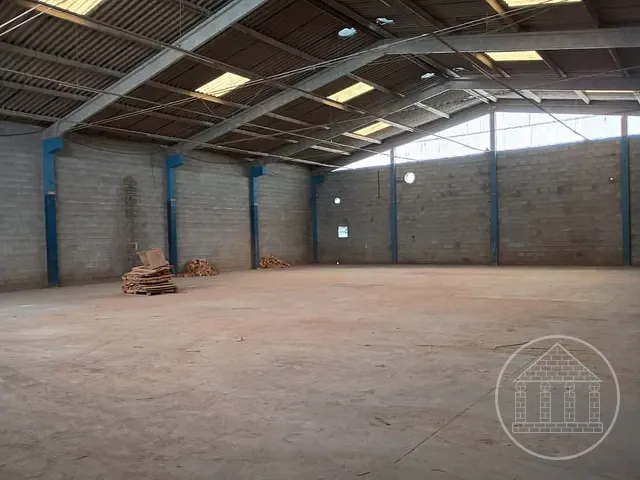 Galpão / Barracão com 90000m², à venda ou para alugar, no bairro Jardim do Édem em Itapecerica da Serra