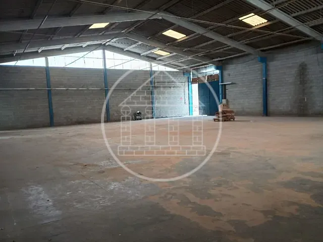 Galpão / Barracão com 90000m², à venda ou para alugar, no bairro Jardim do Édem em Itapecerica da Serra