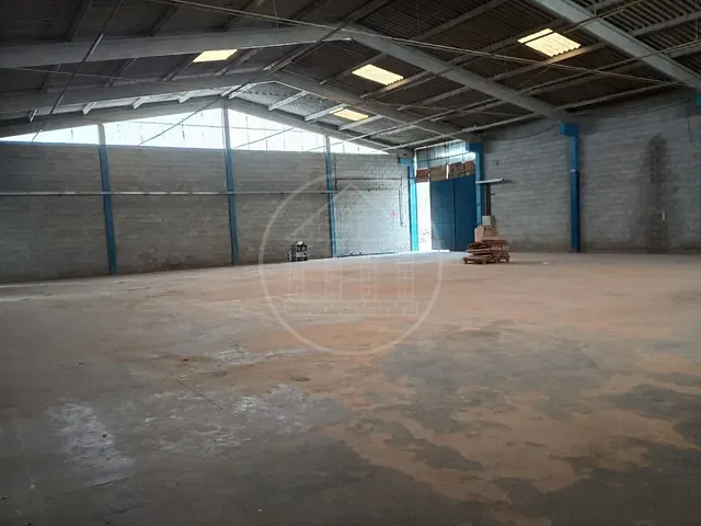 Galpão / Barracão com 90000m², à venda ou para alugar, no bairro Jardim do Édem em Itapecerica da Serra