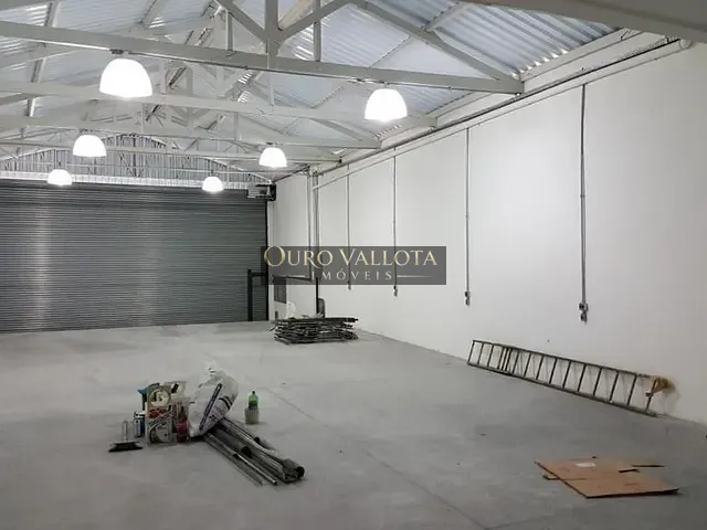 Galpão / Barracão com 250m², à venda, no bairro Vila Rica em São Paulo