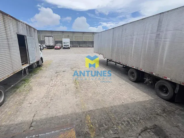 Galpão / Barracão com 1285m², para alugar, no bairro Ibura em Recife