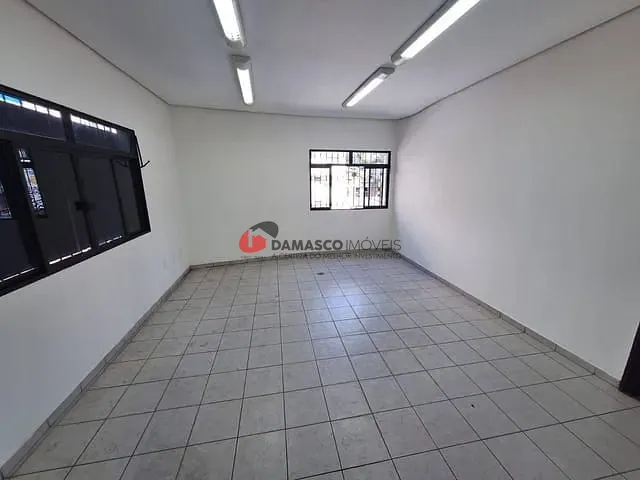 Galpão / Barracão com 350m², para alugar, no bairro Jardim em Santo André