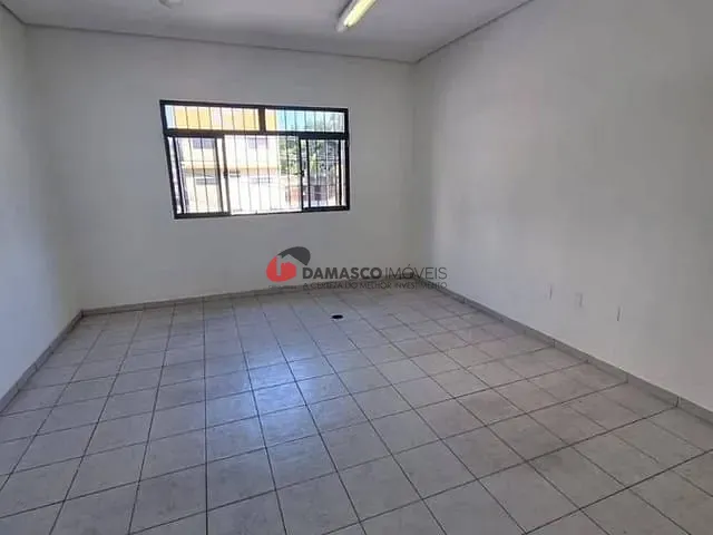 Galpão / Barracão com 350m², para alugar, no bairro Jardim em Santo André