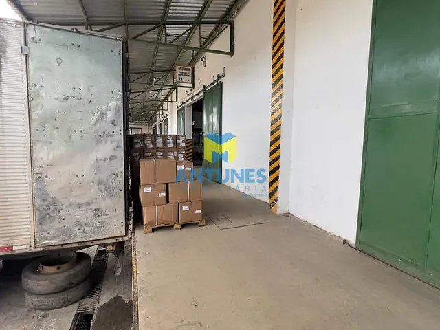 Galpão / Barracão com 1285m², para alugar, no bairro Ibura em Recife