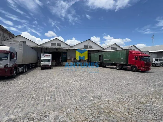 Galpão / Barracão com 1285m², para alugar, no bairro Ibura em Recife