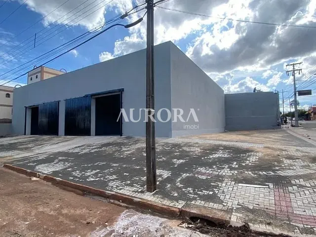 Galpão / Barracão com 450m², para alugar, no bairro Centro em Londrina