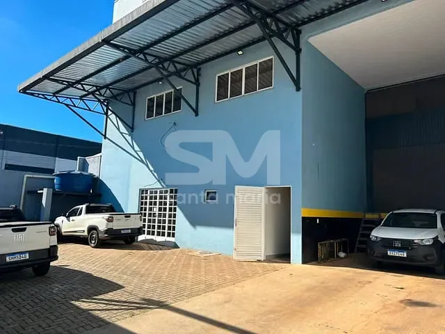 Galpão / Barracão com 468m², à venda, no bairro Santos Dumont em Chapecó