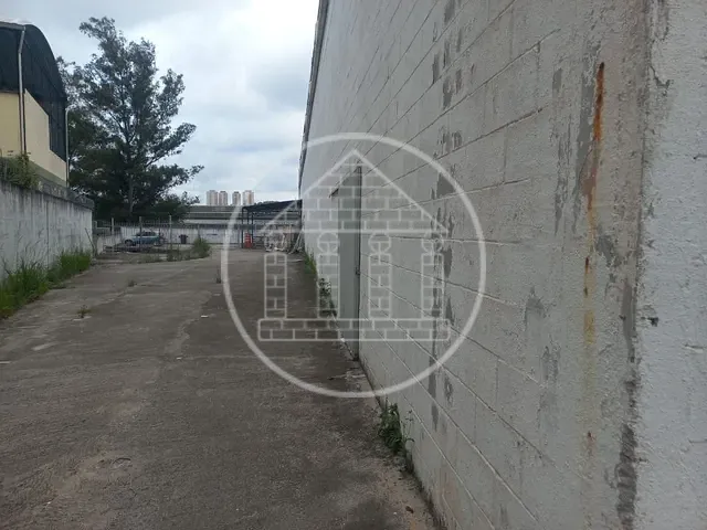 Galpão / Barracão com 20000m², para alugar, no bairro Jardim Arpoador em São Paulo