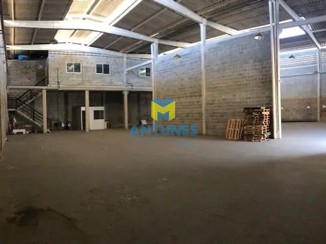 Galpão / Barracão com 350m², para alugar, no bairro Piedade em Jaboatão dos Guararapes