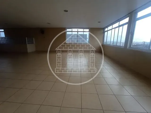 Galpão / Barracão com 300m², para alugar, no bairro Jardim da Pedreira em São Paulo