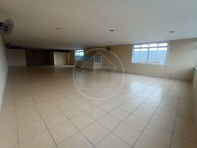Galpão / Barracão com 300m², para alugar, no bairro Jardim da Pedreira em São Paulo