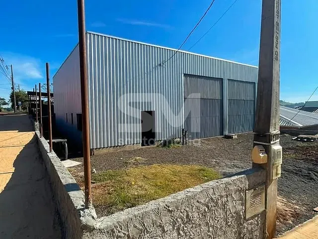 Galpão / Barracão com 441m², à venda, no bairro Trevo em Chapecó