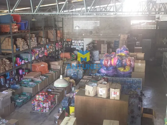 Galpão / Barracão com 600m², para alugar, no bairro Candeias em Jaboatão dos Guararapes