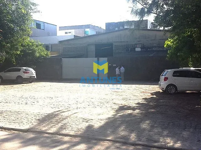 Galpão / Barracão com 600m², para alugar, no bairro Candeias em Jaboatão dos Guararapes