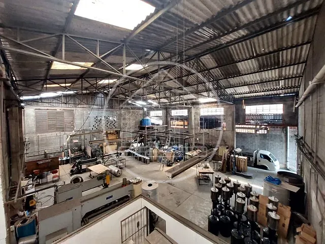 Galpão / Barracão com 1000m², para alugar, no bairro Americanópolis em São Paulo