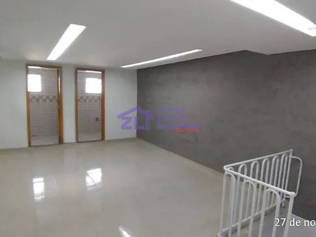 Galpão / Barracão com 1000m², à venda, no bairro Vila Carmosina em São Paulo
