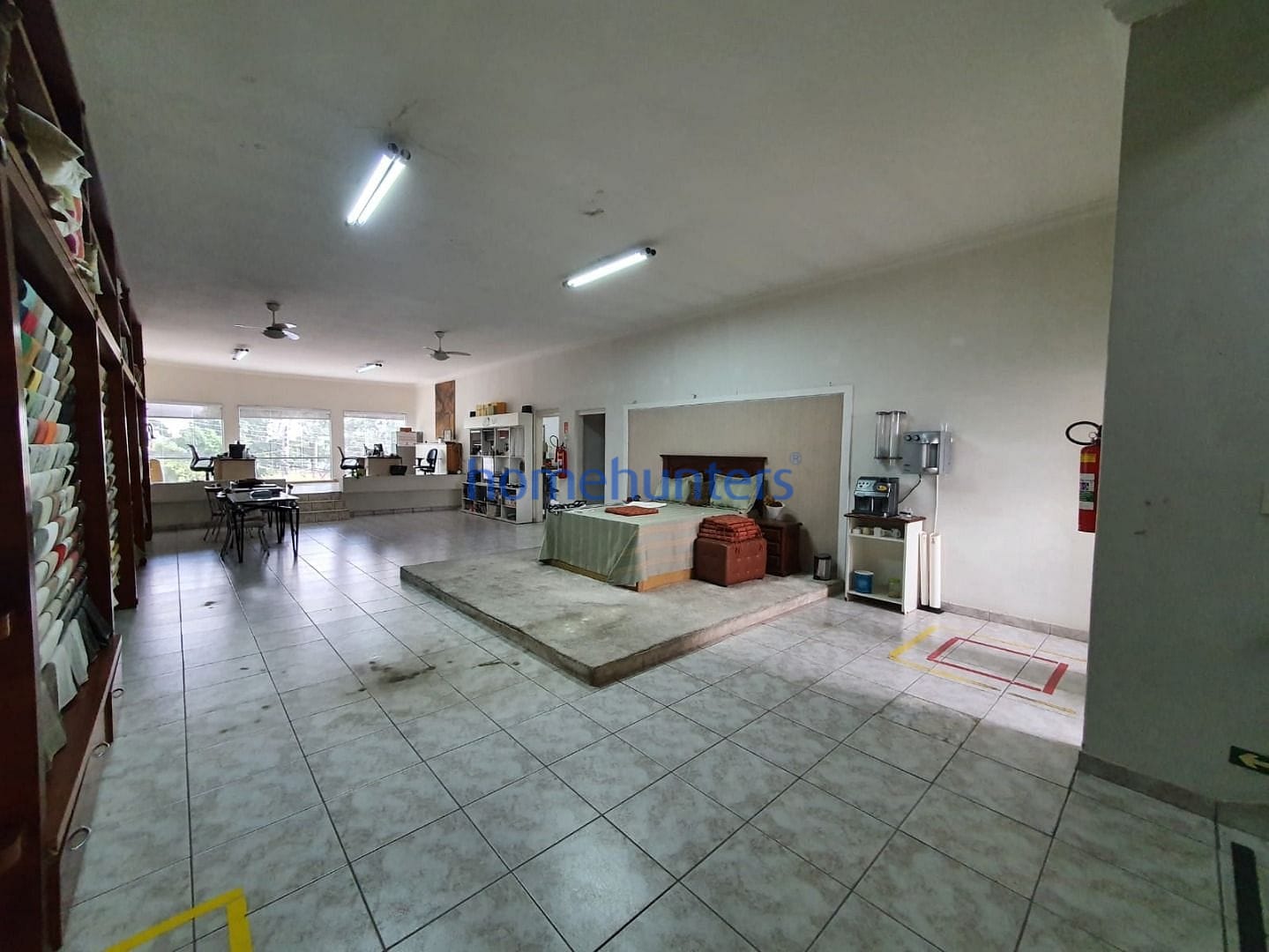 Depósito-Galpão-Armazém à venda e aluguel, 614m² - Foto 10