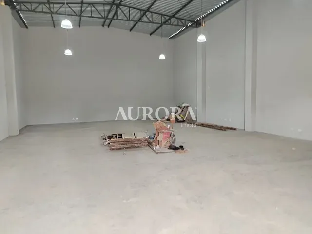 Galpão / Barracão com 250m², à venda, no bairro Aragarca em Londrina