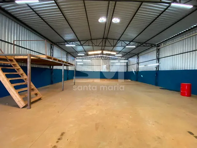 Galpão / Barracão para alugar, no bairro Seminário em Chapecó