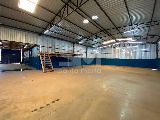 Galpão / Barracão para alugar, no bairro Seminário em Chapecó