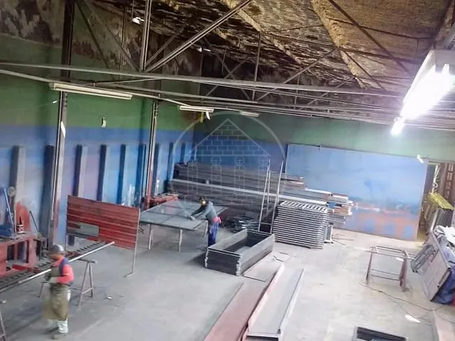 Galpão / Barracão com 1250m², à venda, no bairro Jardim Beatriz em São Paulo