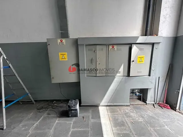 Galpão / Barracão com 1600m², para alugar, no bairro Santa Maria em São Caetano do Sul